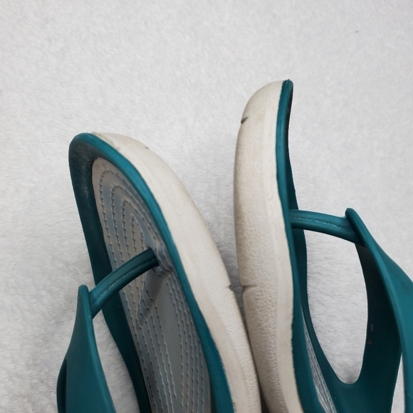 CROCS Swiftwater Teal Blue Thong Flip Flop Sandals - Picture 6 of 10